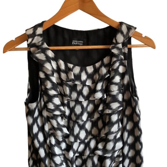 Adrianna Papell Sleeveless Ruffle Shift Dress Black White Geometric Size 10 - Picture 3 of 12